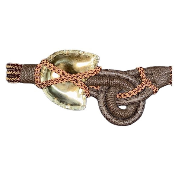 R.J. Graziano Accessories - R.J. GRAZIANO VTG STATEMENT BELT, brass piece, braided Leather 80s 90s OSFM